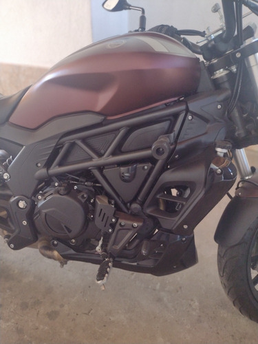 Imagen 13 de 18 de Benelli 502 C