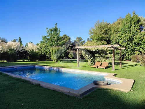 Imagen 16 de 23 de Parcela En Venta Con Casa, Jardin Y Piscina En Talagante