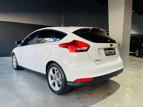 Ford Focus III 2.0 Se Plus Mt