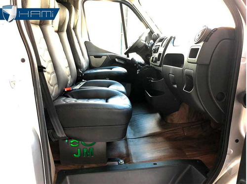 Renault Master Executiva L3h2 Prata 16 Lugares 2020