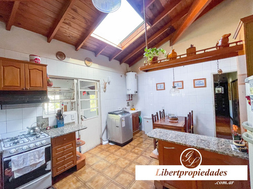 Local Comercial, Geriátrico, Clínica, Activ. Profesionales.