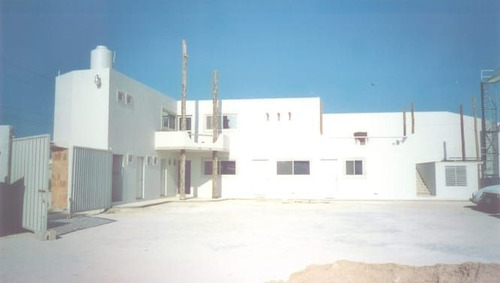 Imagen 2 de 7 de Bodega Con Oficinas Y Area De Produccion En Cancun