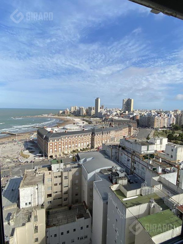 Retasado, Venta Departamento Y Cochera, Zona Centro.