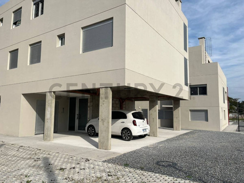 Hermoso Apto De 2 Dormitorios En Villa Colon Con Cochera De Regalo!!