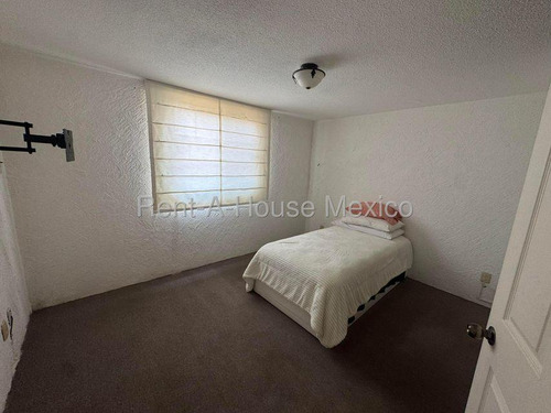 Casa En Venta En Juarez Chirinos, Ocoyoacac Jl 25-3552.
