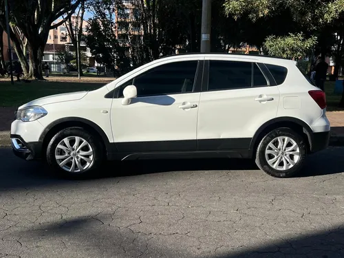 Suzuki S-Cross 1.6 GL 2WD MT