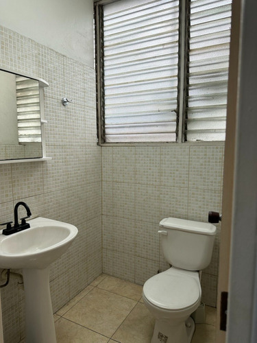 Venta De Edificio Comercial En La Urbina Mcpio Sucre, Caracas Iv