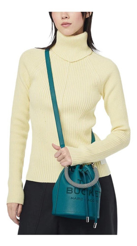Marc Jacobs- The Leather Bucket Bag Original
