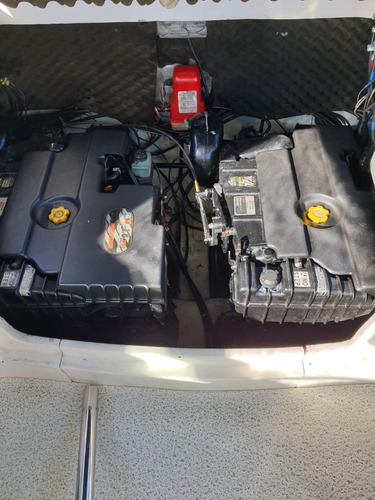 Imagem 9 de 15 de Magna 32.3 Mercruiser 2.8 2x200 Hp Diesel 2009/2021 Compl.