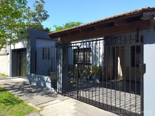 Imagen 2 de 12 de Casa - Ituzaingó