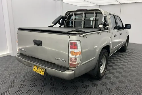 Mazda BT-50 B22D29 MT 2200CC 4X2