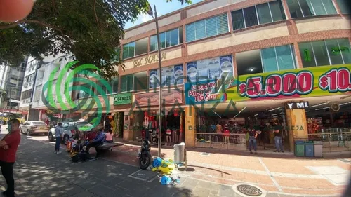 Oficina En Arriendo En Centro. Cod A8486