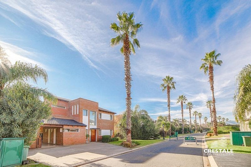 Imagen 2 de 30 de Venta Casa 3 Dormitorios - San Marino Funes Hills, Funes