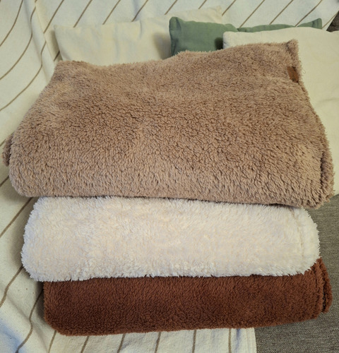 Manta Pie De Cama Corderito Doble Faz Terracota Liso