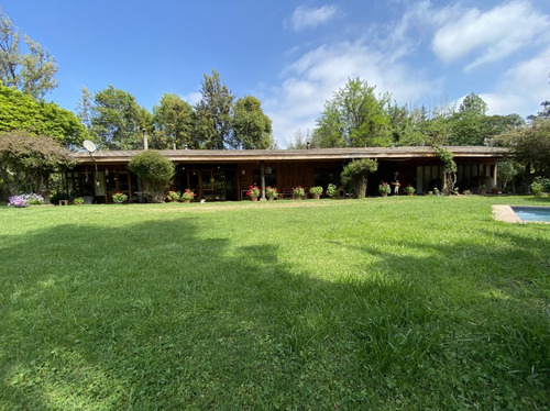 Centro Ecuestre Lonquén Norte / Calera De Tango 3,8 Há