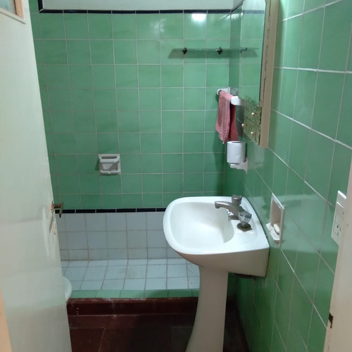 Imagen 9 de 15 de Casa 3 Ambientes, Con Garaje Para 2 Autos