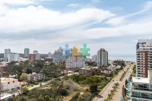 Moderno Apartamento De 3 Dormitorios En Suite, Zona Hotel Enjoy, Punta Del Este - Ref : Eqp5577