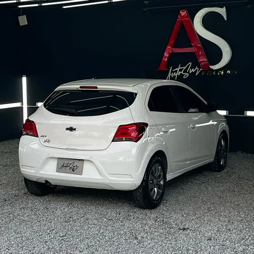 Chevrolet Onix 1.4 Joy