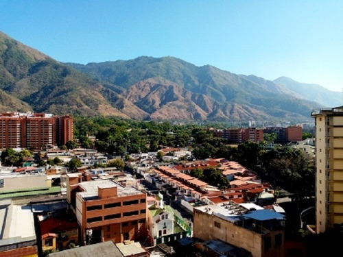 Imagen 2 de 9 de Venta De Oficina En Moderna Torre Empresarial Dv-4128160593