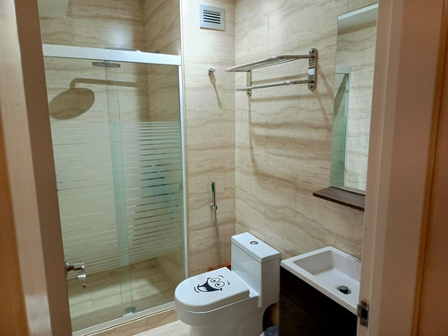 Town House En Venta Urb. El Peñón Baruta
