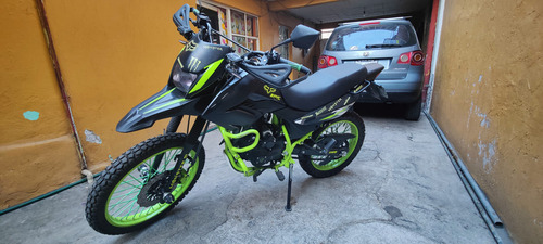 Motocicleta Italika Dm200 Doble Propósito Con Cargador Usb