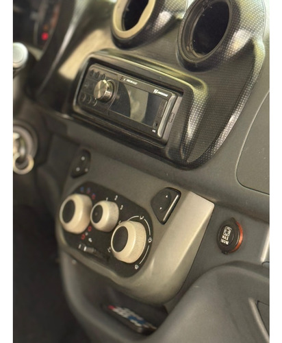 Fiat Uno 1.0 EVO VIVACE 8V FLEX 4P MANUAL