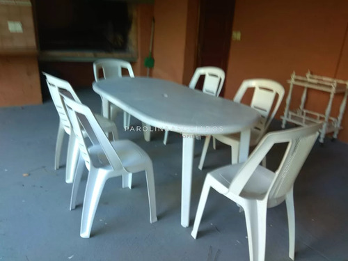 Casa En Venta De 3 Dormitorios En Barrio Cantegril, Punta Del Este.