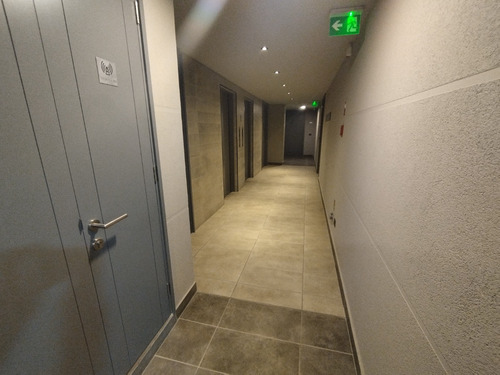 Metro Toesca. 1d-1b-1b. Edificio Almagro. Full Equipado