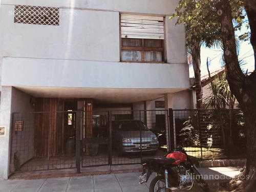 Imagen 4 de 14 de Casa Con Parque De 150mts A Refaccionar En Olivos-golf
