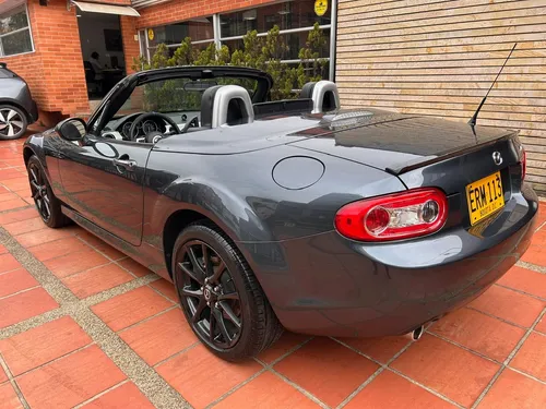 Mazda Miata Mx 5 Convertible 2.0 Mt