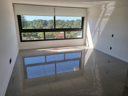 Imagen 5 de 22 de Apartamento En Venta En Punta Del Este, Zona Roosevelt A Estrenar!! Con Servicios