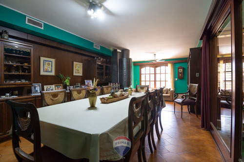 Casa Venta 5 Dorm.depto.pileta B°parque Horizonte