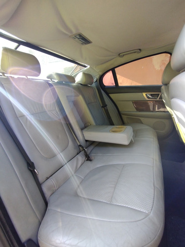 Imagen 12 de 15 de Jaguar Xf Exclusivo