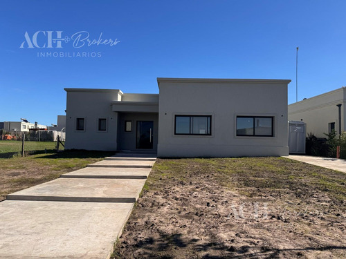 Casa  En Venta En Santa Ana, Villanueva, Tigre