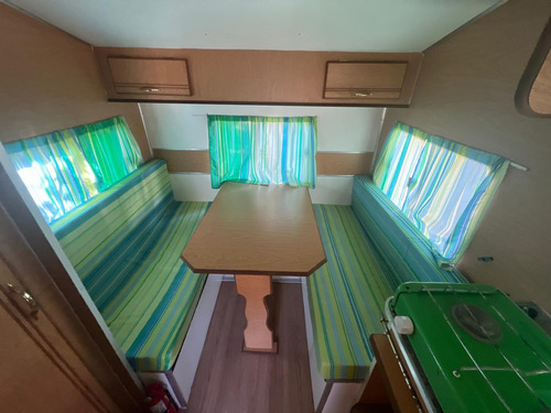 Casa Rodante Akron Usada 350 Para 4 Personas