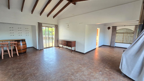 Broker Los Pinos 4d-4b-estacionamientos- Patio Casa En Arri