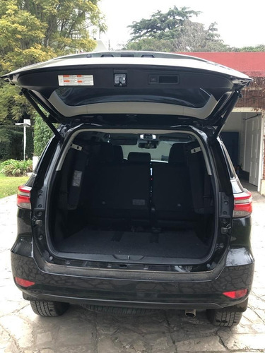 Imagen 6 de 7 de Toyota Sw4 2.8 Srx 177 Cv 4x4 7as At