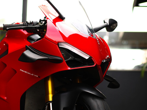 Ducati Panigale V4s 2021
