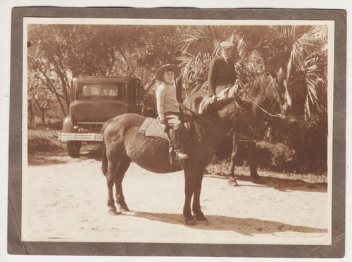 1930 Durazno Fotografia Real Con Jinetes Y Cachila Vintage