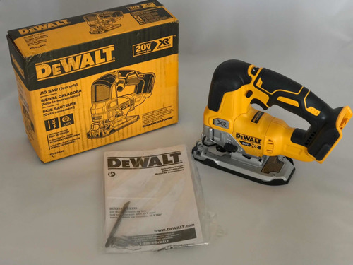 Caladora Dewalt Dcs334b 20v Xr Brushless (sólo Herramienta)