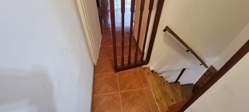 En Venta En Altos De Podesta Barrio Cerrado De 5 Ambientes 2 Baños Garage Dos Autos Fondo. Venta Inmediata F: 9511