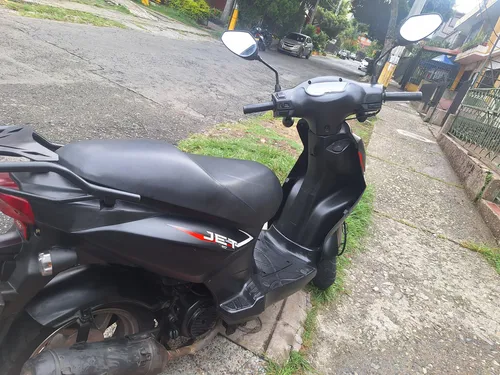 Akt Jet Color Negro 125 Modelo 2022 Único Dueño
