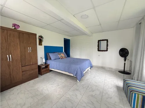 Vendo Hostal, Amoblada, Cerca A Recuca