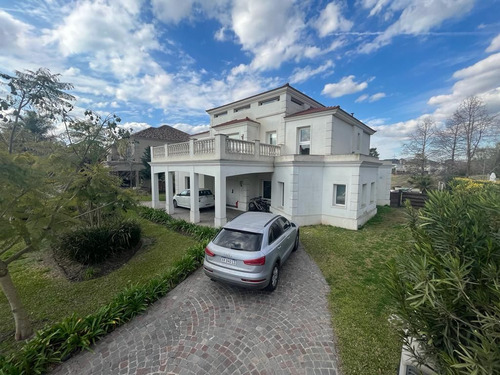 Casa En Venta En Buenos Aires Golf