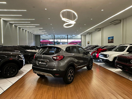 Renault Captur Iconic 1.3 TB 16V Flex 5p Aut.