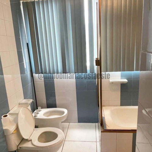 Imagen 8 de 10 de Apartamento En Catia La Mar En Alquiler Ref 1177