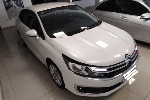 Imagen 8 de 15 de Citroen C4 Lounge 1.6 Thp Aut