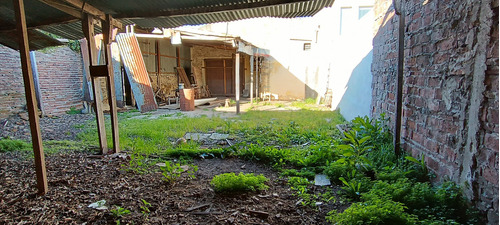 Depósito Céntrico A Reciclar De 111m².