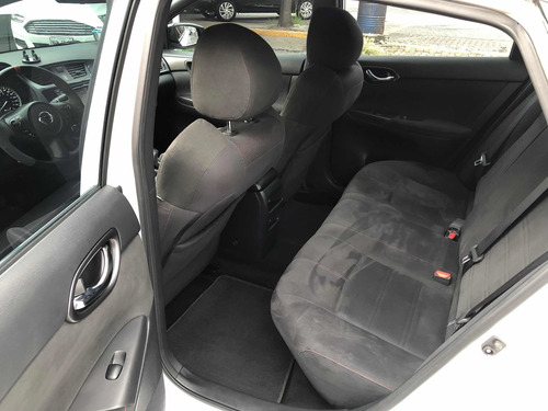 Imagen 12 de 12 de Nissan Sentra 2018 1.6 T Nismo Mt