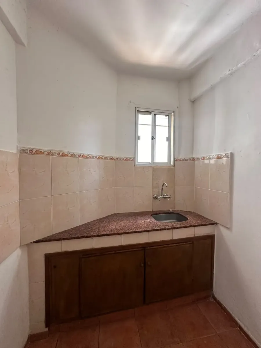 Buen Apartamento De 3 Dormitorios En Palermo · Foto 5